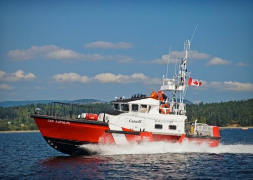 Le bateau de sauvetage de classe Cape NGCC Cap Aupaluk